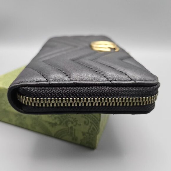 Gucci Marmont Black Wallet with Gold GG Hardware - Picture 5 of 9